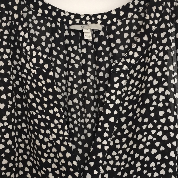 Joie silk heart sleeveless blouse. Size medium. Like new. - Picture 2 of 10